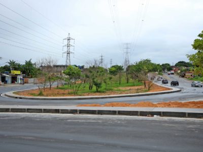 Avenida das Torres ganha sinalização nas duas novas alças para reforçar segurança no trânsito