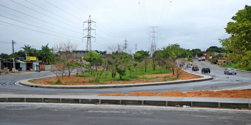 Avenida das Torres ganha sinalização nas duas novas alças para reforçar segurança no trânsito