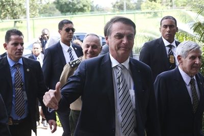 O presidente Jair Bolsonaro visita a Secretaria de Segurança e Coordenação Presidencial do Gabinete de Segurança Institucional (GSI). Acompanha o ministro do Gabinete Segurança Institucional (GSI), general Augusto Heleno.