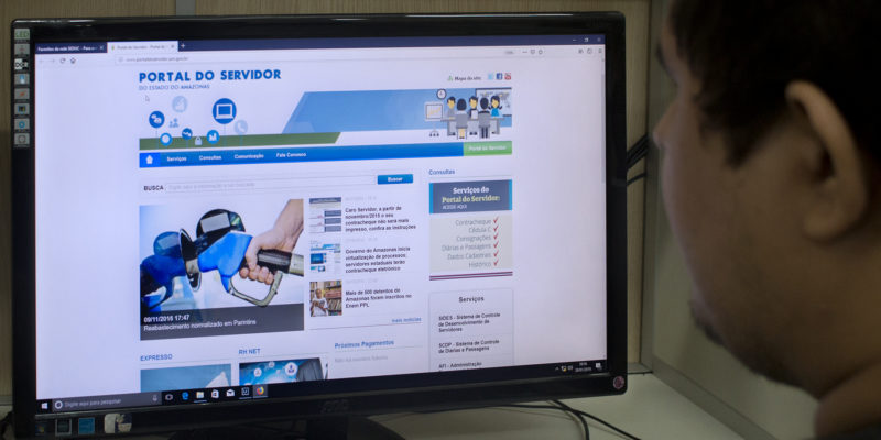 Governo do Amazonas paga reajuste de 9,38% de servidores da Seduc-AM