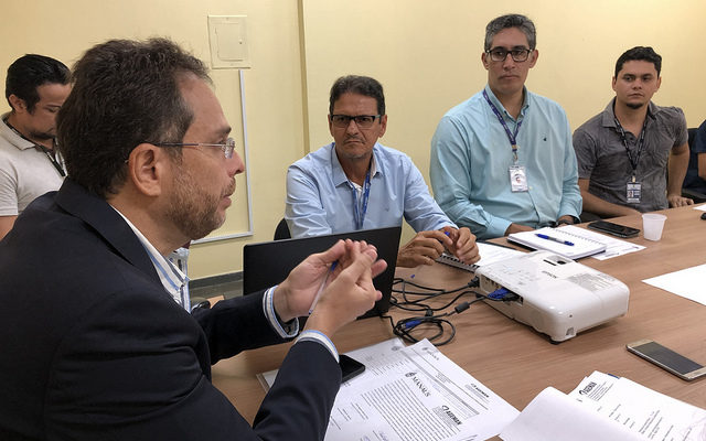 Órgãos da Prefeitura e concessionárias conhecem rotina de trabalho da Cigás em reunião do Grupo de Trabalho