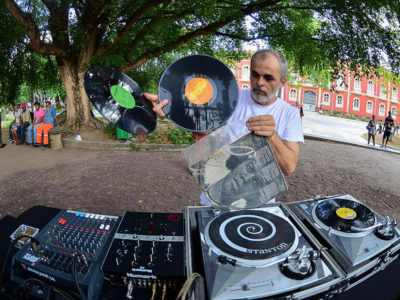 Projeto ‘Professor DJ’ promoverá curso de discotecagem
